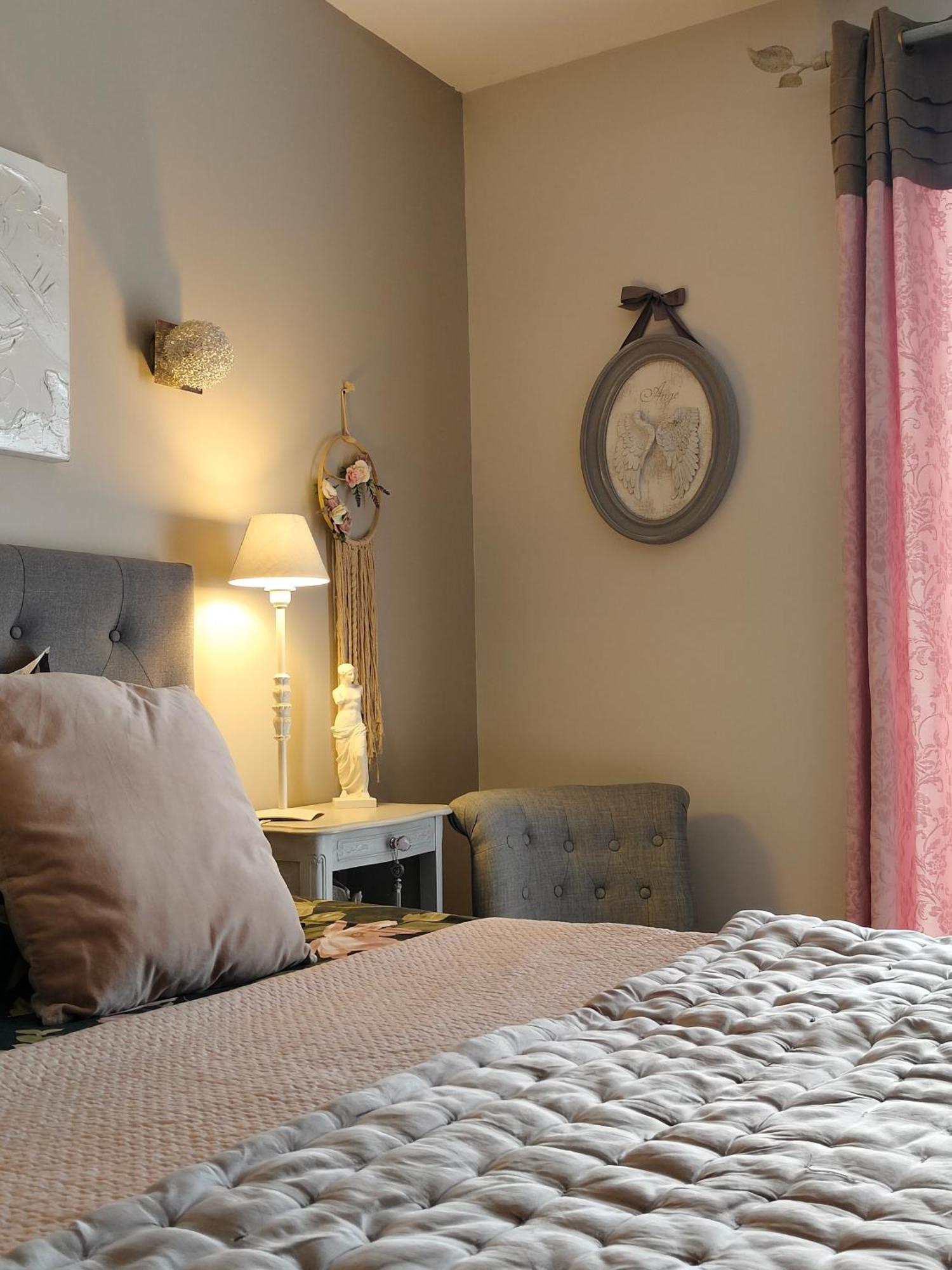 Bed and Breakfast La Chabertine Garéoult Esterno foto